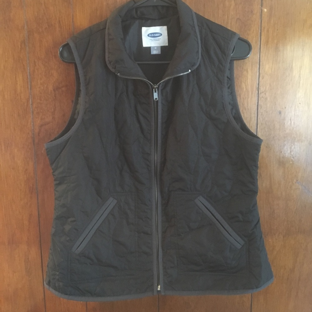 BOGO ‼️ Old Navy Quilted Vest